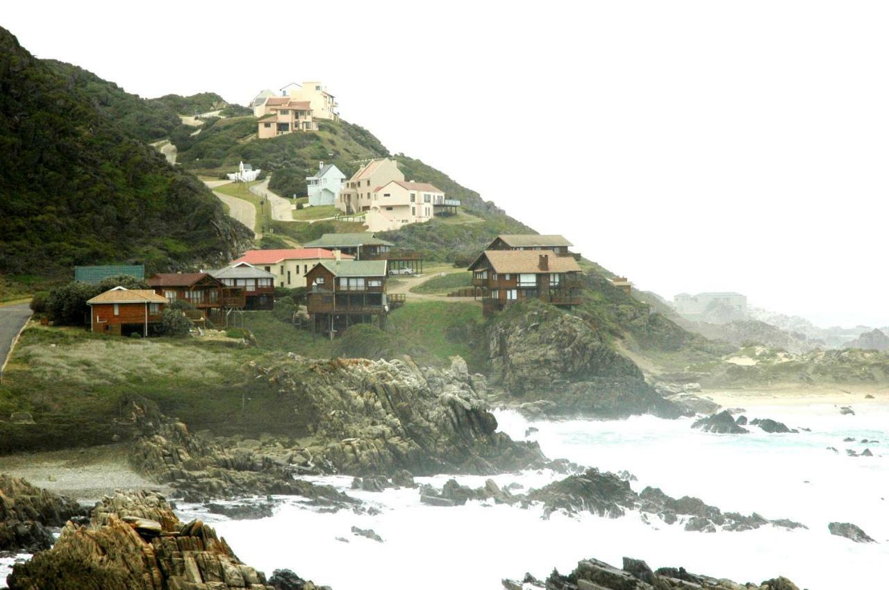 Dis Al Vila Oubosrand Exterior foto